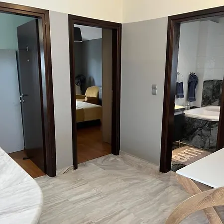 Palazzo Padini Costa ネオイ・エピヴァタイ